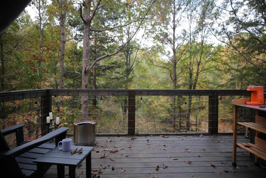 Bohamia - Cozy A-Frame Glamp On 268 Acre Forest Retreat Talladega Bagian luar foto